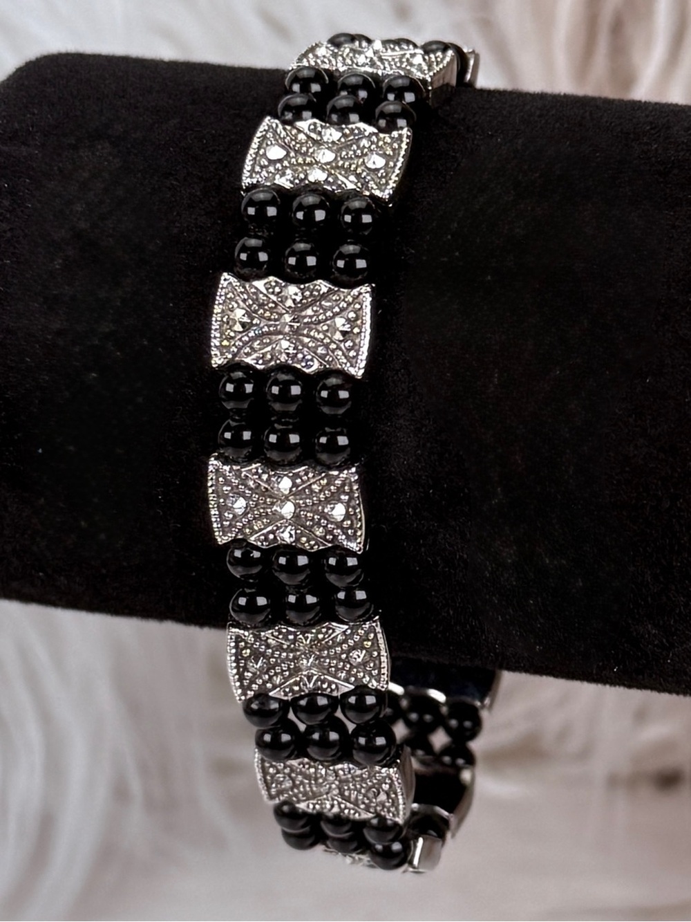 Vintage art deco, aged, silvertone, black bead bracelet